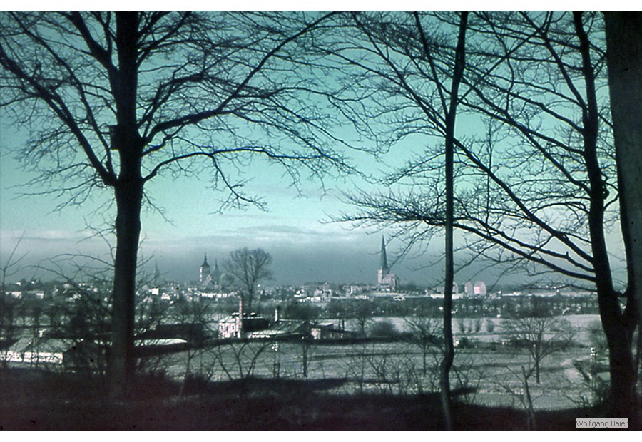 Blick aus dem Wossidlopark auf Rostock (1938)