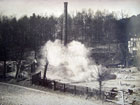 Abriss der abgebrannten Riedelsche Dachpappenfabrik Hans Burchard an den Cramonstannen 1928.(Foto: Sammlung Achim Merkord)