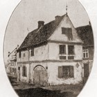 Gegenüber der Stadtwage (Abb.), im Eckhaus Mönchenstraße / Poststraße (heute Krämerstraße), nahm Wilhelm Scheel sein erstes Quatier in Rostock. (Foto: Archiv Berth Brinkmann)