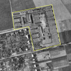 Ausschnitt aus einem Luftbild von 1944 mit Zwangsarbeiterlager in Brinckmansdorf (Beschaffungsquelle: Luftbilddatenbank Dr. Carls GmbH www.luftbilddatenbank.de)